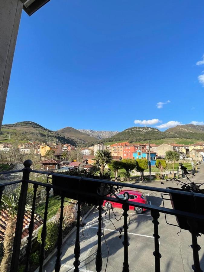 Hotel Rural El Torrejon Arenas De Cabrales Exteriör bild