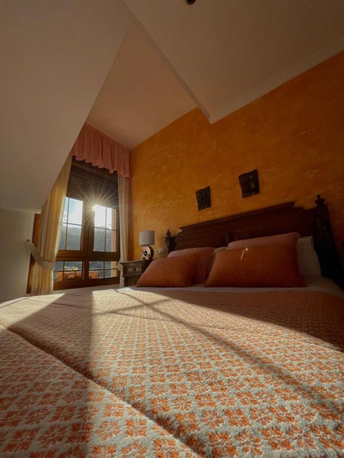 Hotel Rural El Torrejon Arenas De Cabrales Exteriör bild