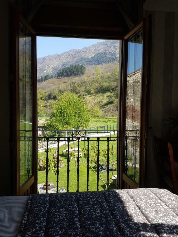 Hotel Rural El Torrejon Arenas De Cabrales Exteriör bild